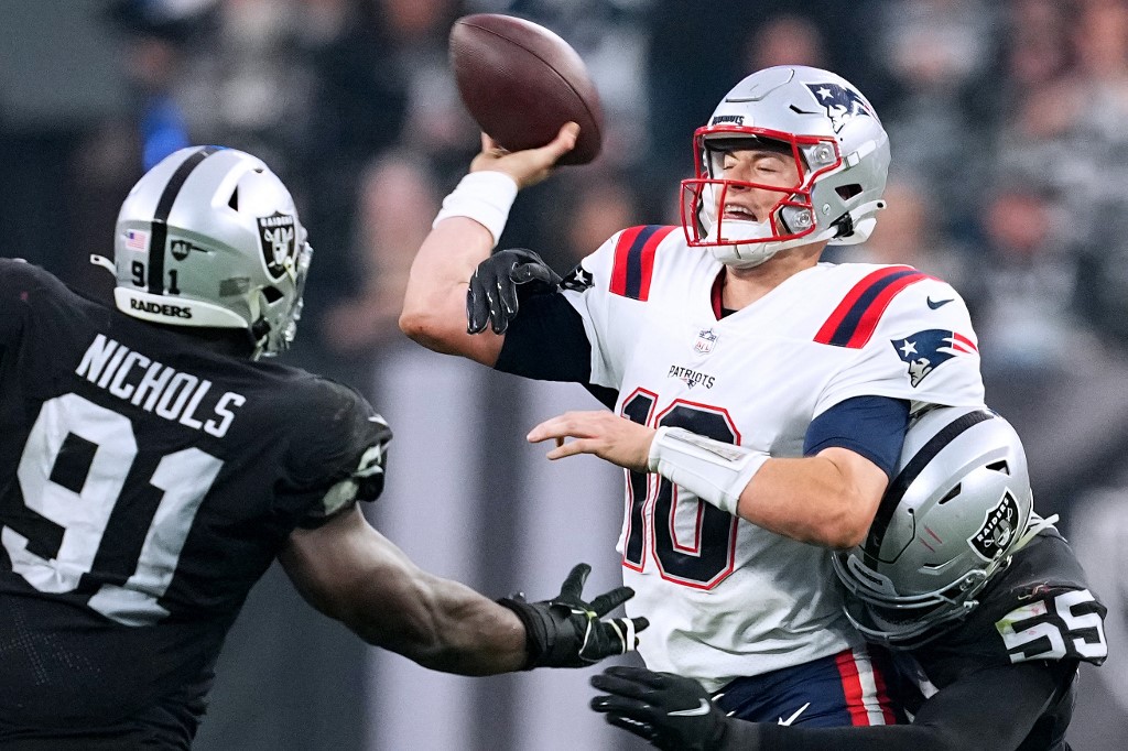 Raiders vs. Patriots - Week 6