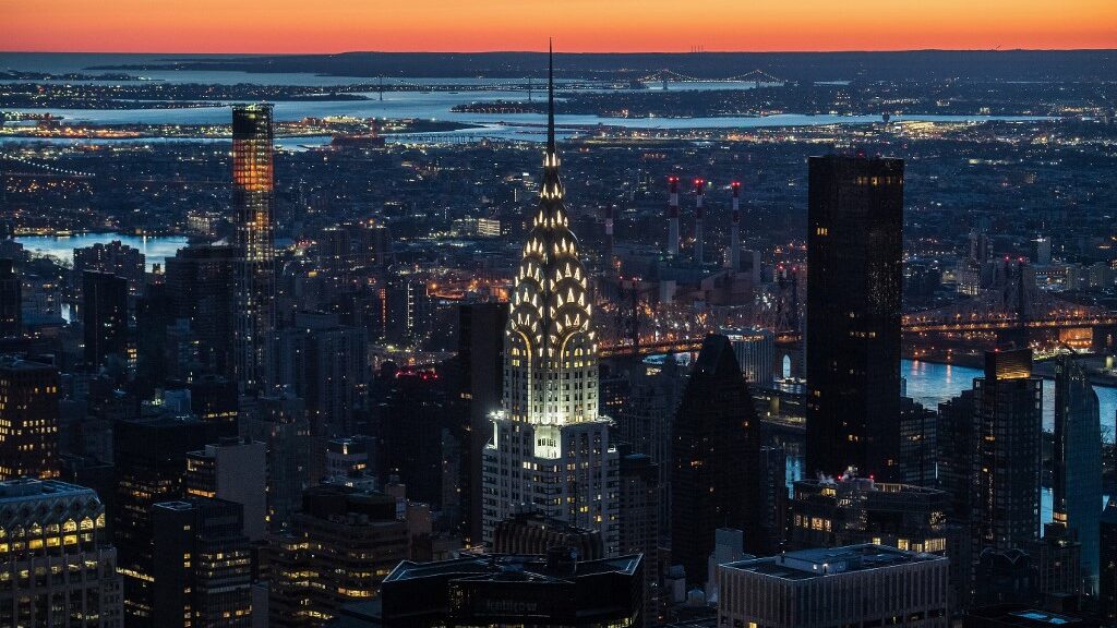 Chrysler-Building-aspect-ratio-16-9