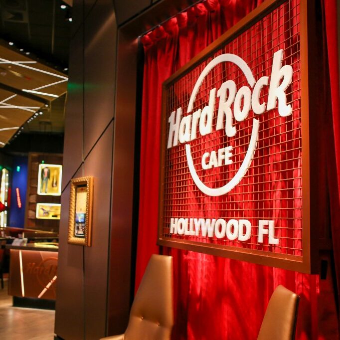 hard-rock-cafe-seminole-hotel-casino-hollywood-florida-aspect-ratio-1-1