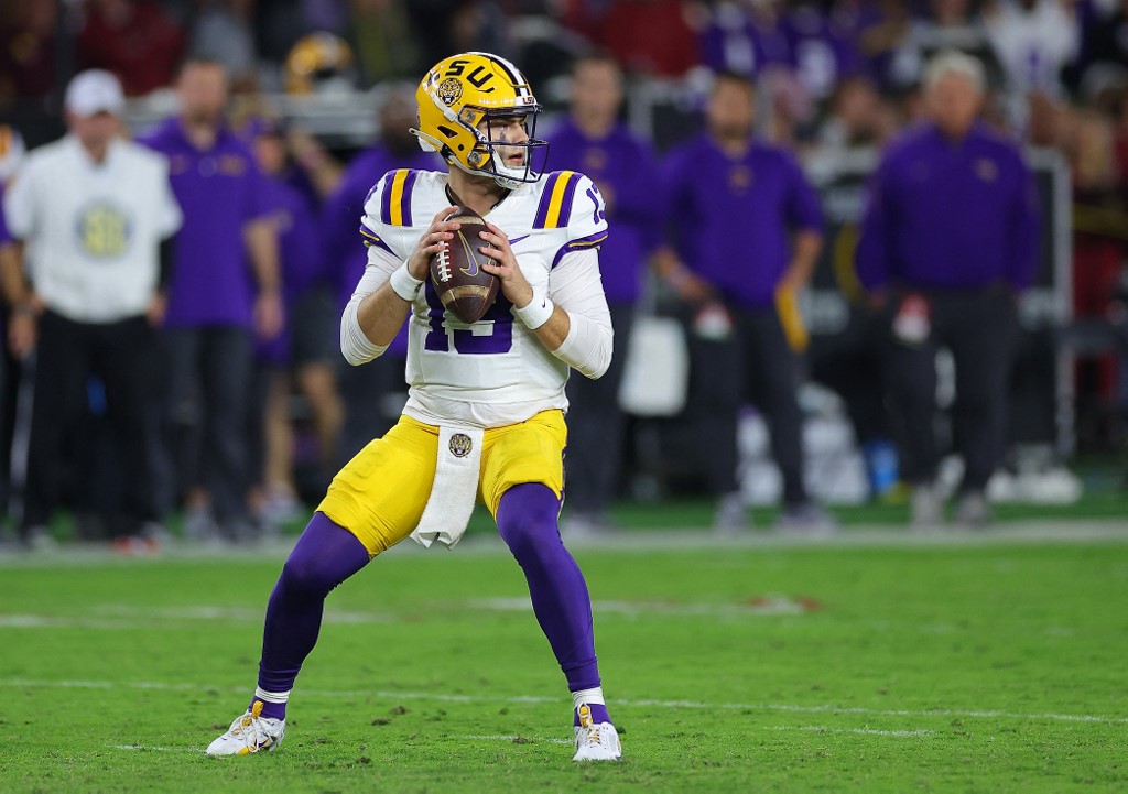 Wisconsin Vs Lsu Reliaquest Bowl Picks Prediction It S Garrett Nussmeier S Turn