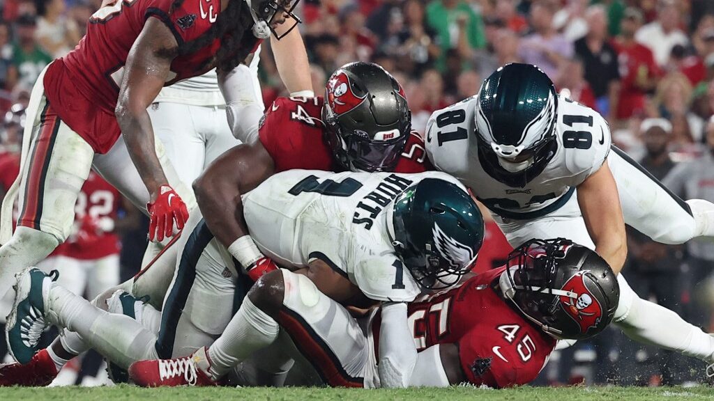 jalen-hurts-philadelphia-eagles-tampa-bay-buccaneers-aspect-ratio-16-9