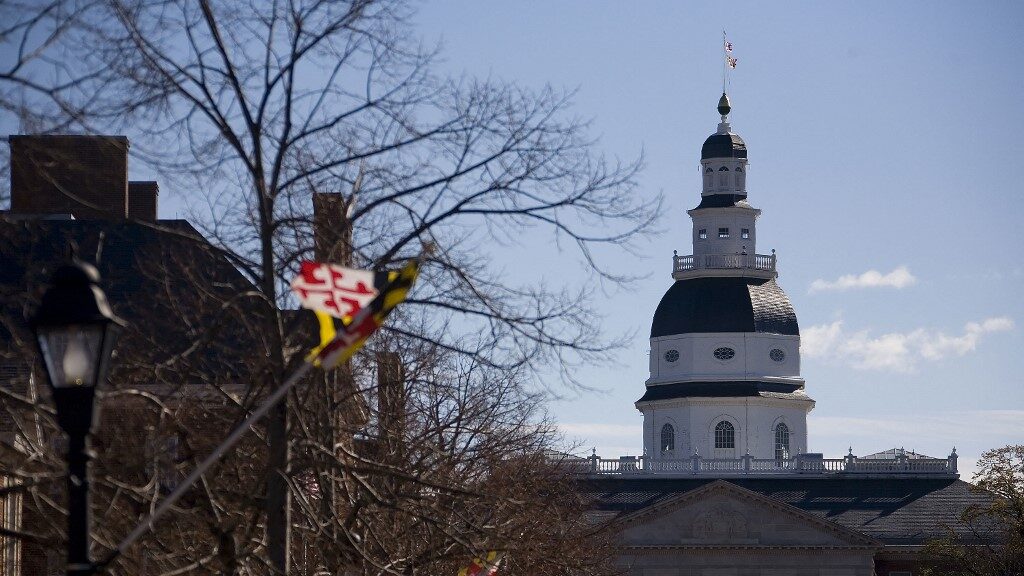 maryland-state-capitol-building-flag-annapolis-aspect-ratio-16-9