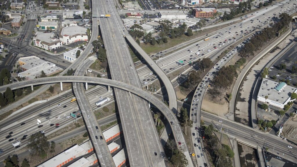 Los-Angeles-Highway-aspect-ratio-16-9