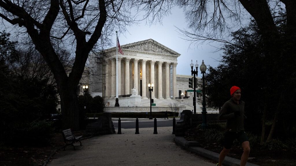 US-Supreme-Court-Washington-aspect-ratio-16-9