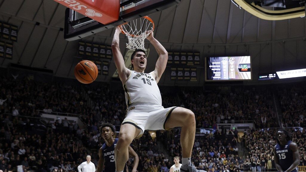 Zach-Edey-15-of-the-Purdue-Boilermakers-dunks-the-ball-in-the-game-against-the-Xavier-Musketeers-aspect-ratio-16-9