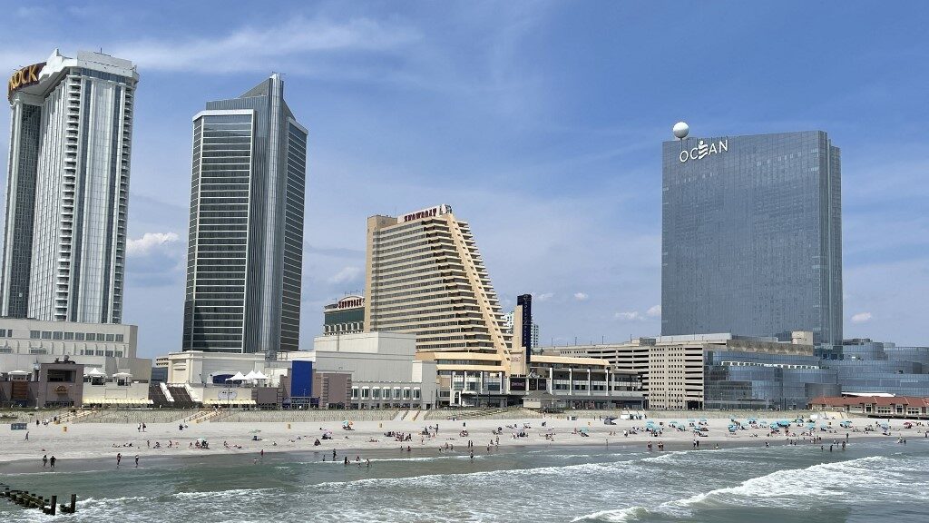beach-atlantic-city-new-jersey-ocean-casino-resort-aspect-ratio-16-9