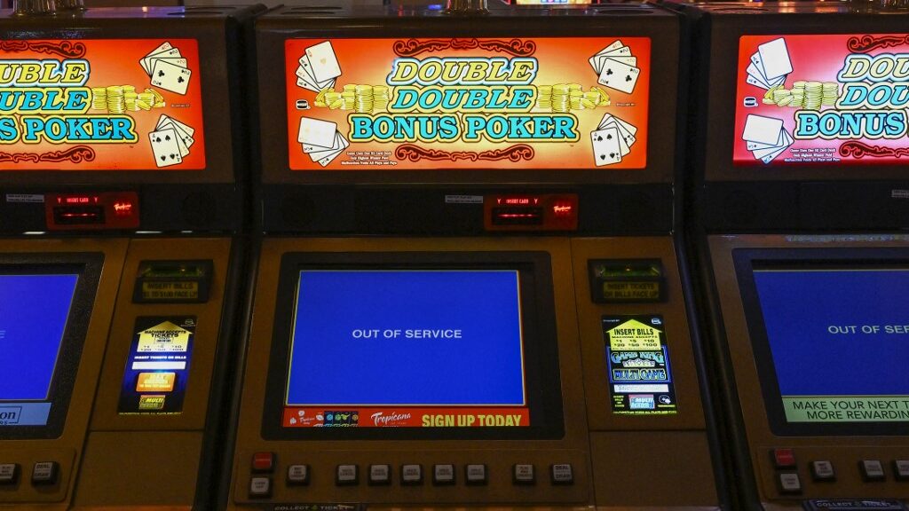 casino-video-poker-machine-out-of-service-aspect-ratio-16-9