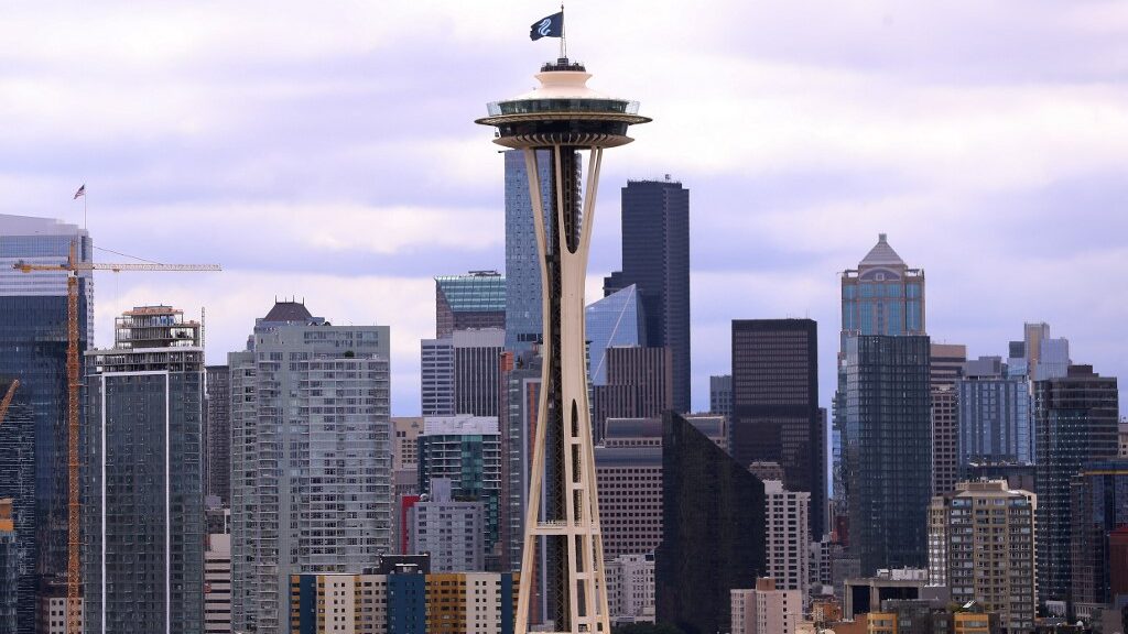 Seattle-skyline-aspect-ratio-16-9