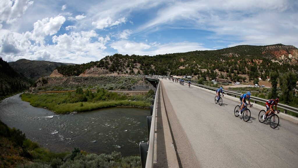colorado-river-in-steamboat-springs-colorado-aspect-ratio-16-9