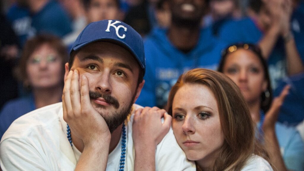 kansas-city-royals-fans-missouri-san-francisco-giants-aspect-ratio-16-9