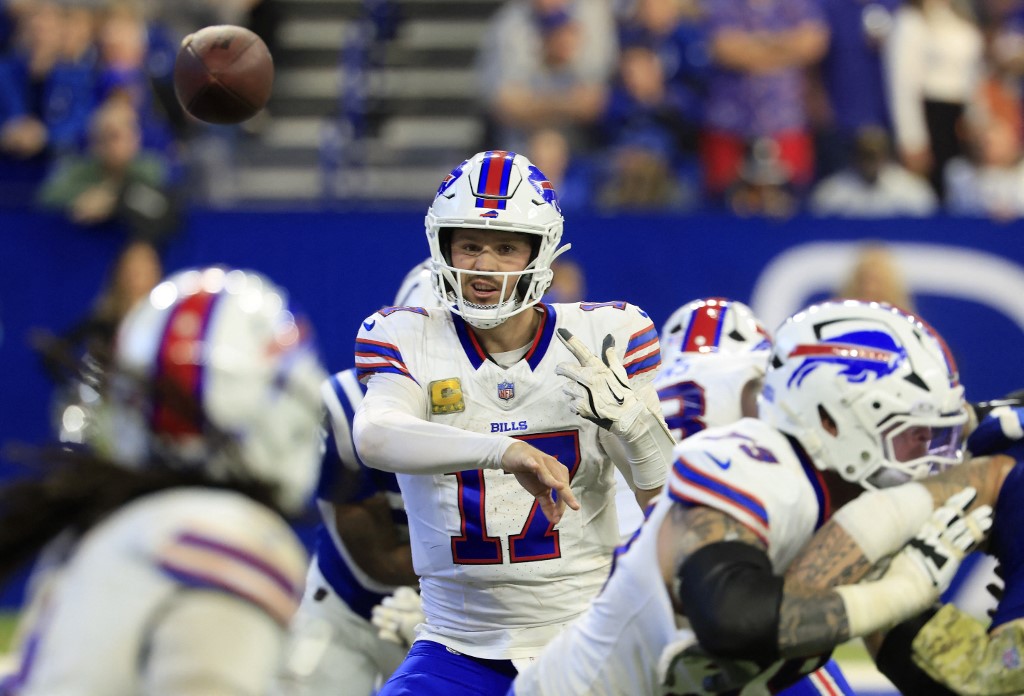 Buffalo Bills v Indianapolis Colts