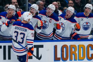 Edmonton Oilers v Vancouver Canucks