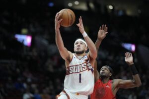 Phoenix Suns v Portland Trail Blazers