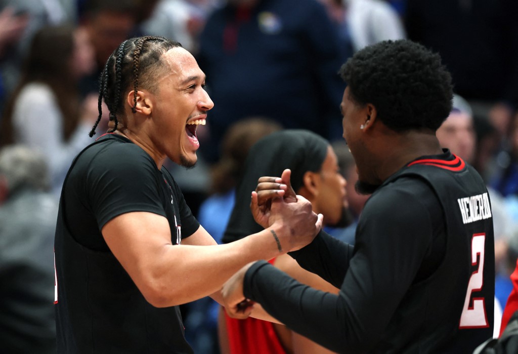 Texas Tech v Kansas