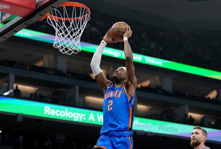 Oklahoma City Thunder v Sacramento Kings