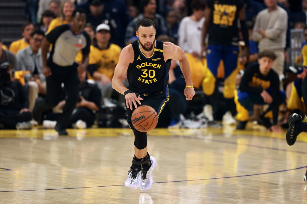 Houston Rockets v Golden State Warriors - Game Six