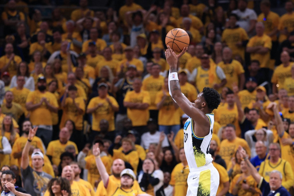 Cleveland Cavaliers v Indiana Pacers - Game Three