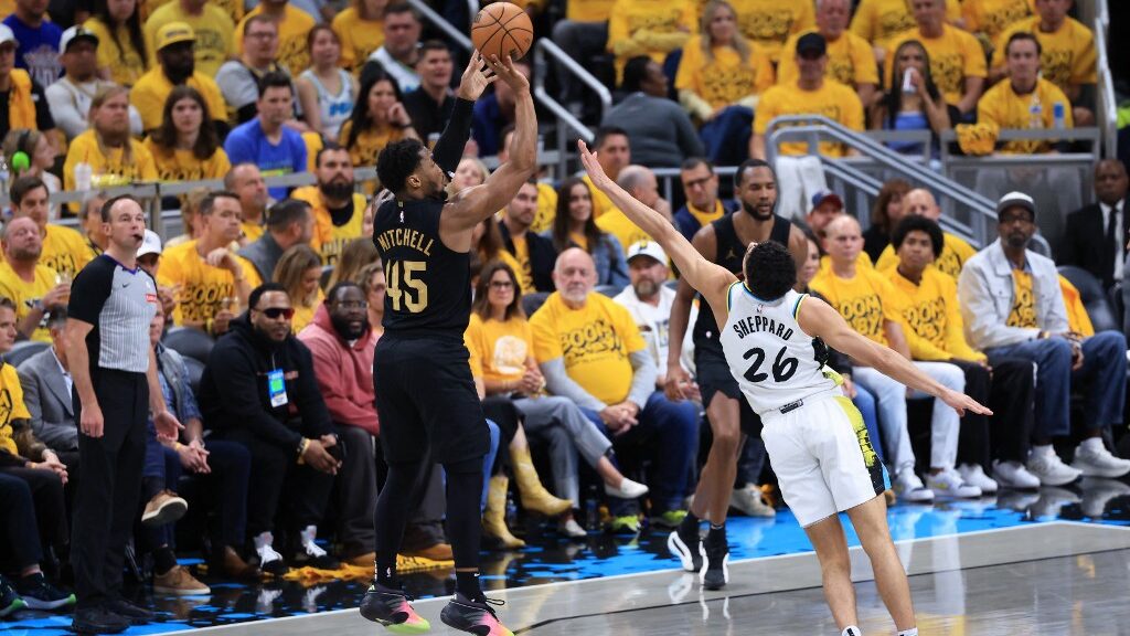 Donovan-Mitchell-aspect-ratio-16-9