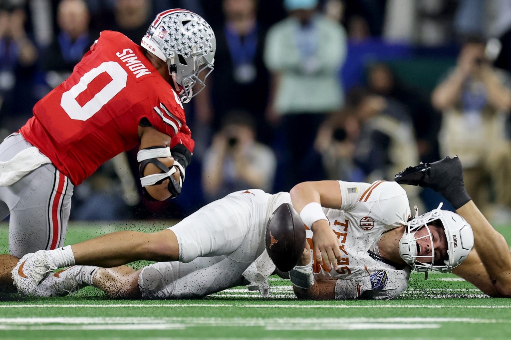 Arch Manning Texas Longhorns Goodyear Cotton Bowl