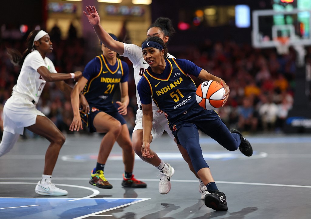 Sydney Colson Indiana Fever