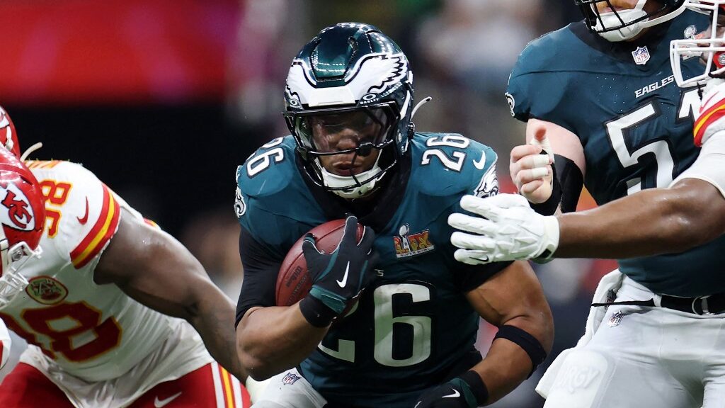 Saquon-Barkley-Philadelphia-Eagles-4-aspect-ratio-16-9