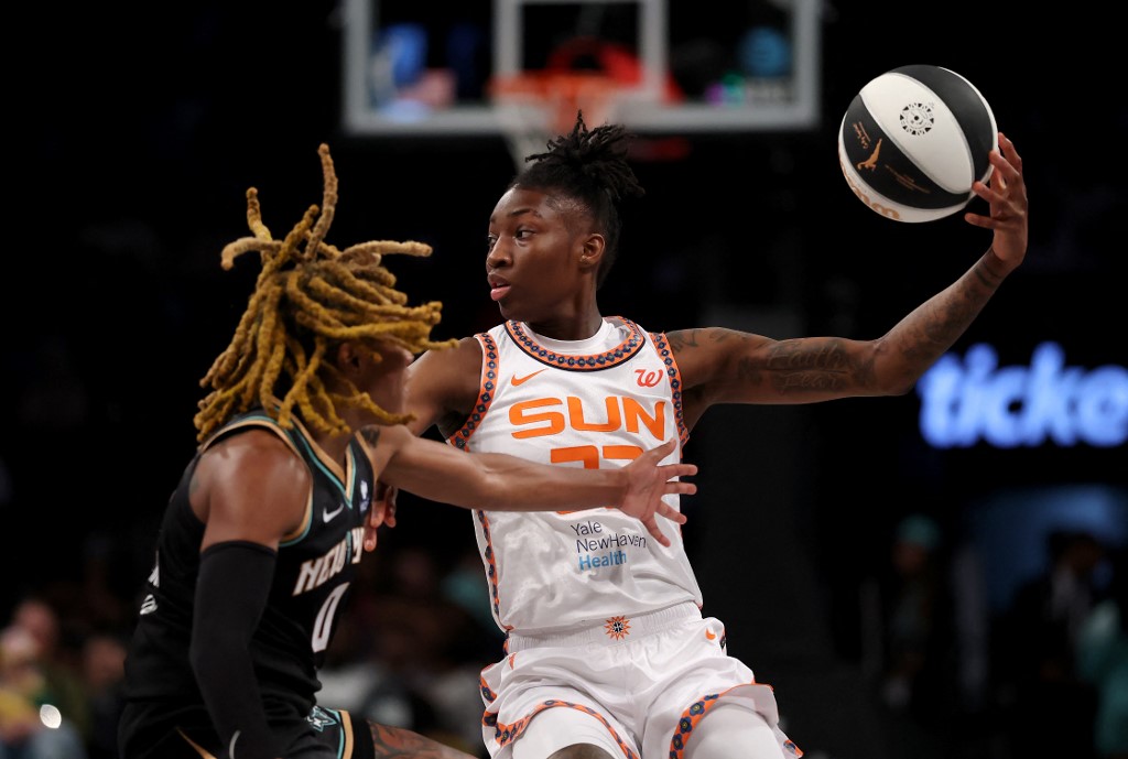Connecticut Sun v New York Liberty