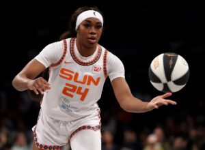 Connecticut Sun v New York Liberty