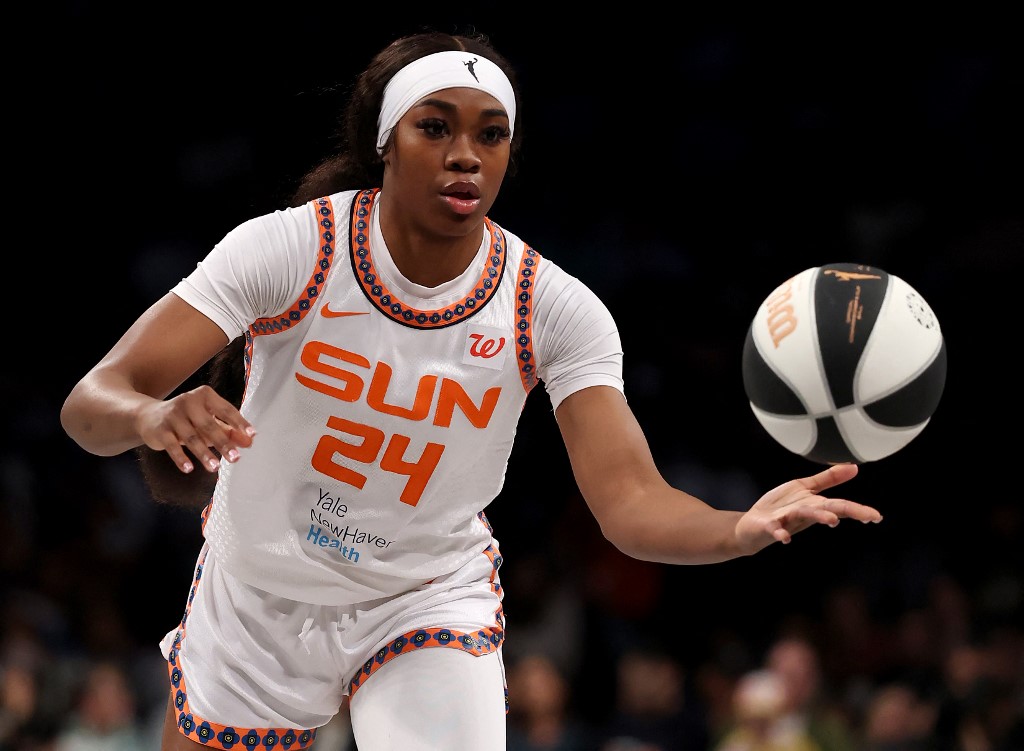 Connecticut Sun v New York Liberty