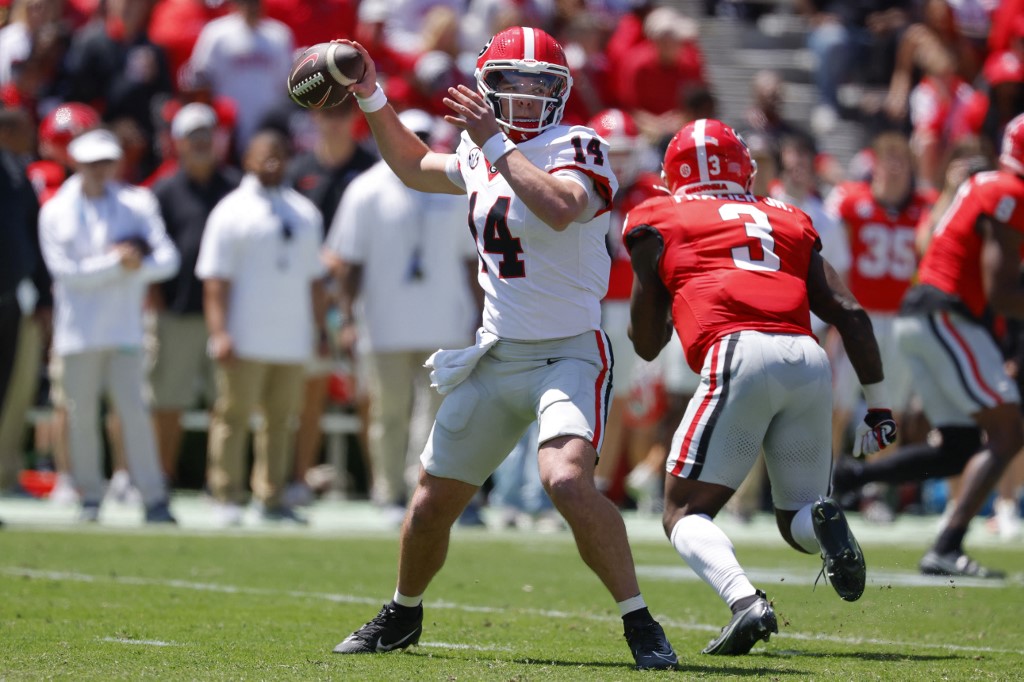 Gunner Stockton #14 of the Georgia Bulldogs passes during the first quarter of the spring G Day game