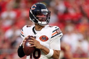 Quarterback Caleb Williams #18 of the Chicago Bears looks to pass during the first quarter of the NFL Preseason 2025 game against the Kansas City Chiefs