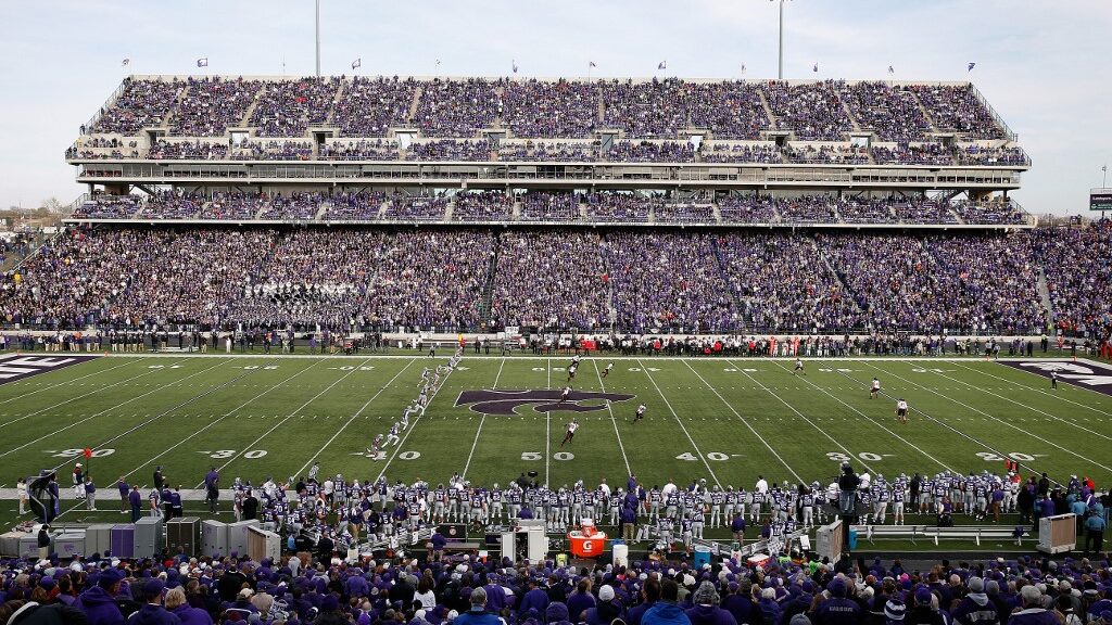 bill-snyder-family-football-stadium-kansas-aspect-ratio-16-9