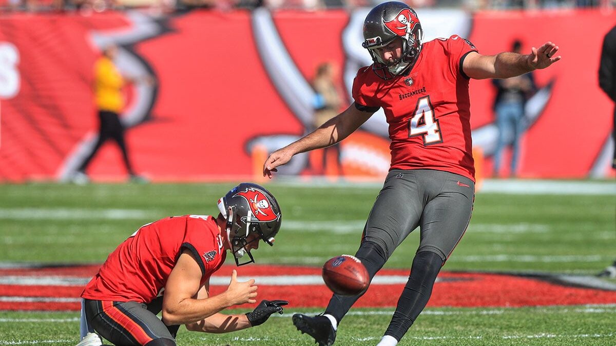 McLaughlin-Chase-Bucs-Saints-FG-aspect-ratio-16-9