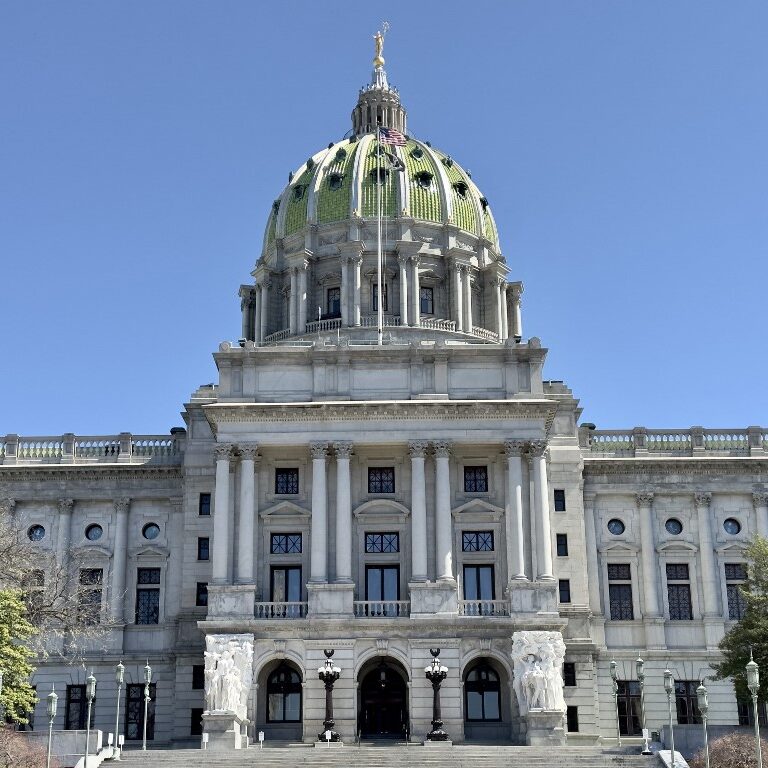 pennsylvania-state-capitol-building-downtown-harrisburg-1-aspect-ratio-1-1