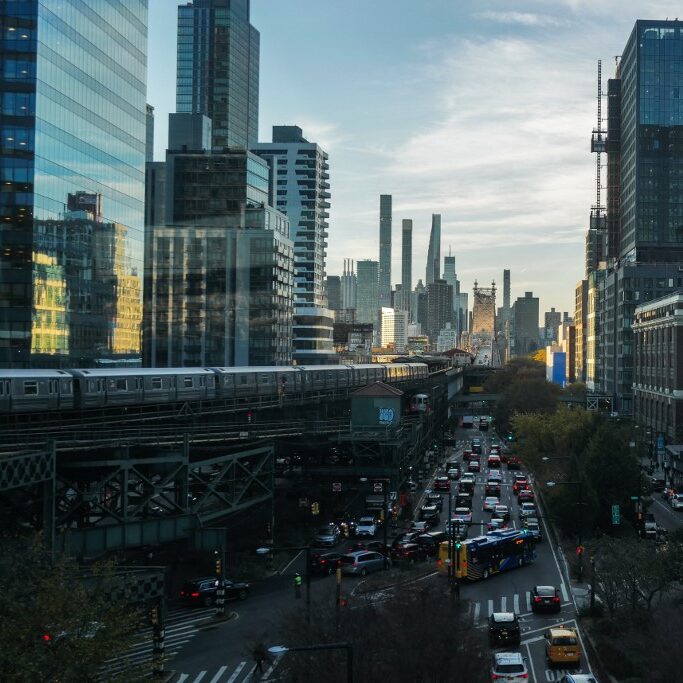 midtown-Manhattan-aspect-ratio-1-1