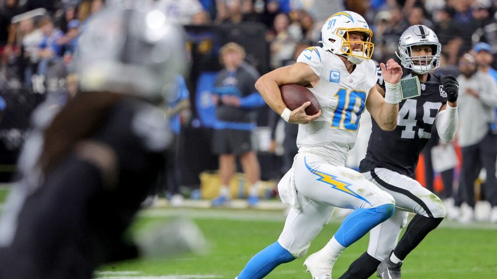 Justin-Herbert-Los-Angeles-Chargers-3-aspect-ratio-16-9