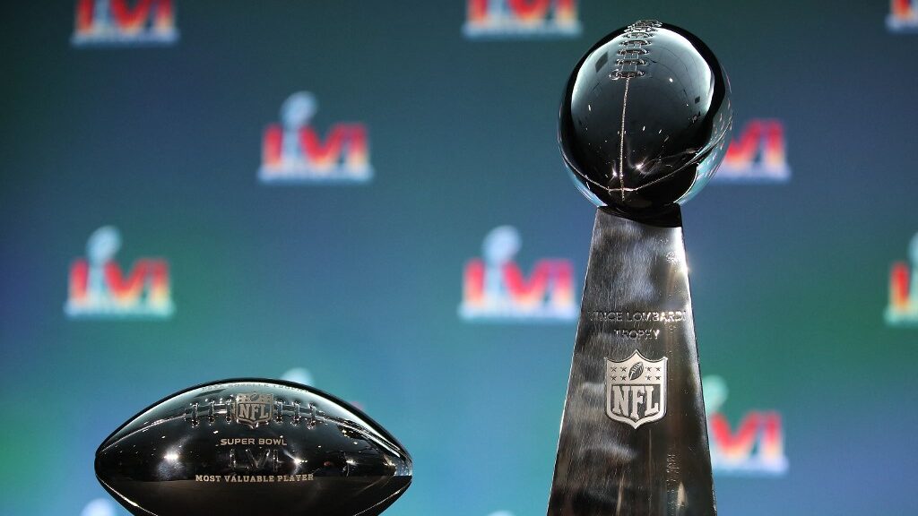 super-bowl-trophies-nfl-aspect-ratio-16-9