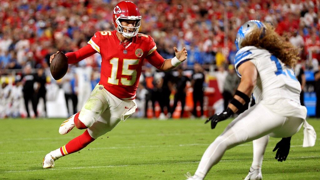 Patrick-Mahomes-Kansas-City-Chiefs-9-aspect-ratio-16-9