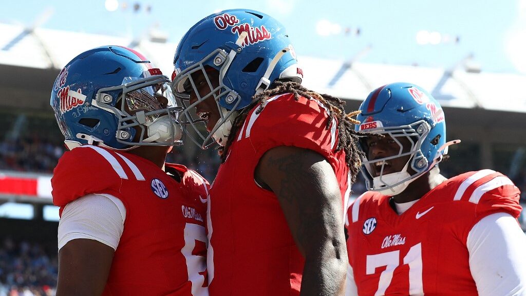 mississippi-rebels-celebrate-vs-washington-state-cougars-aspect-ratio-16-9