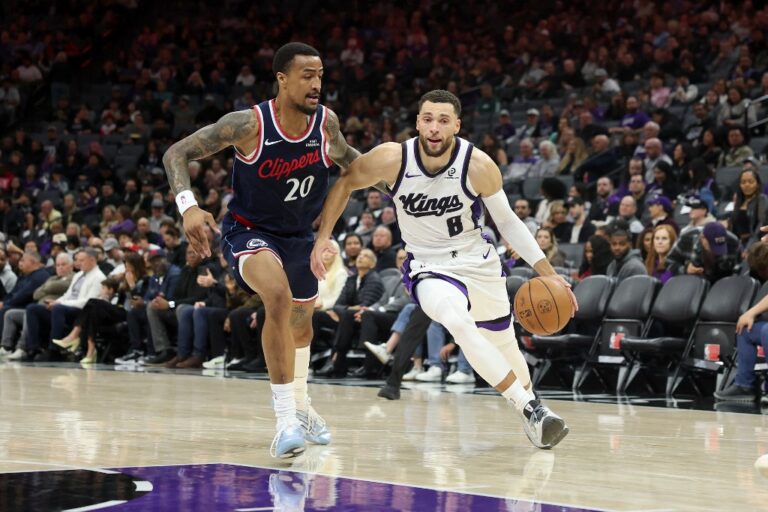 Los Angeles Clippers v Sacramento Kings