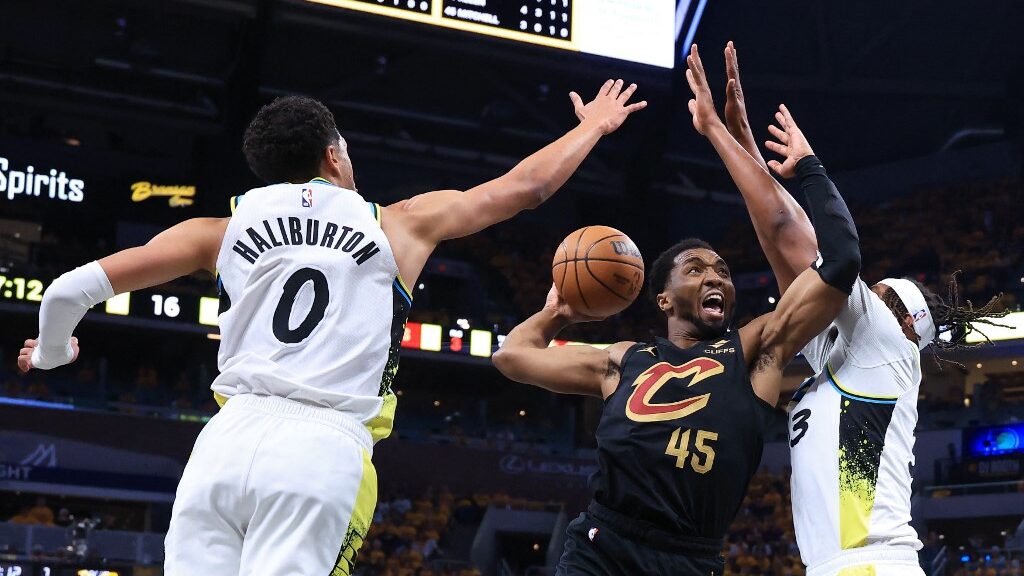 Donovan-Mitchell-Cleveland-Cavaliers-aspect-ratio-16-9