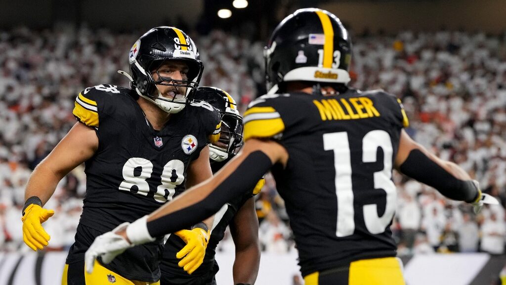 pat-freiermuth-pittsburgh-steelers-v-scott-miller-aspect-ratio-16-9