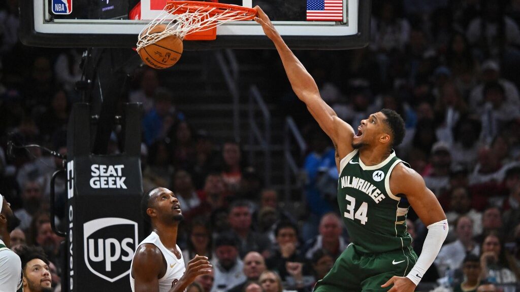 Giannis-Antetokounmpo-aspect-ratio-16-9