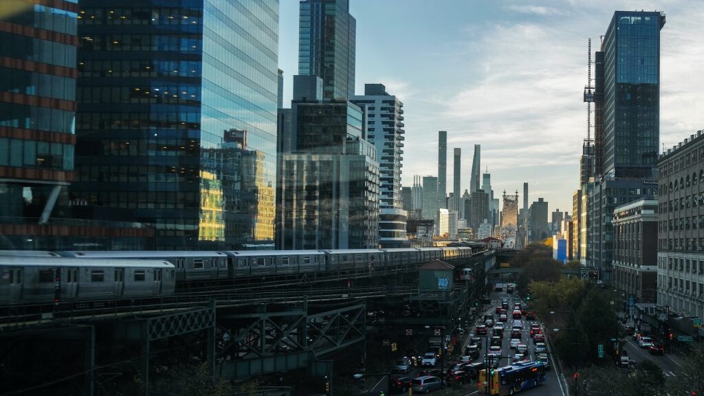 midtown-Manhattan-aspect-ratio-16-9