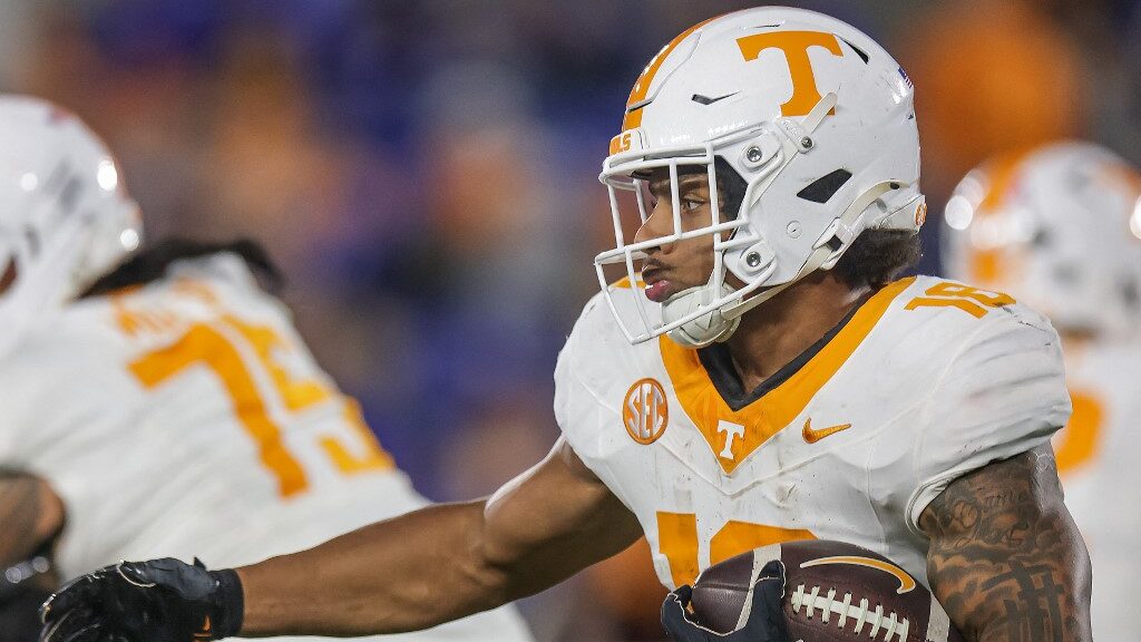 desean-bishop-tennessee-volunteers-v-kentucky-wildcats-aspect-ratio-16-9