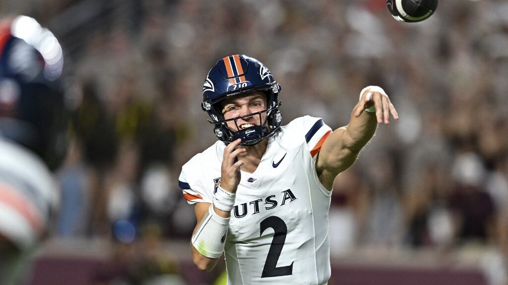 owen-mccown-utsa-roadrunners-v-texas-am-aggies-aspect-ratio-16-9