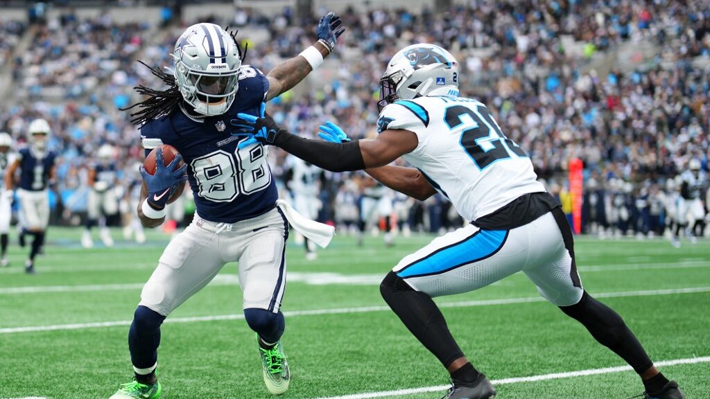 CeeDee-Lamb-88-of-the-Dallas-Cowboys-runs-after-a-catch-aspect-ratio-16-9