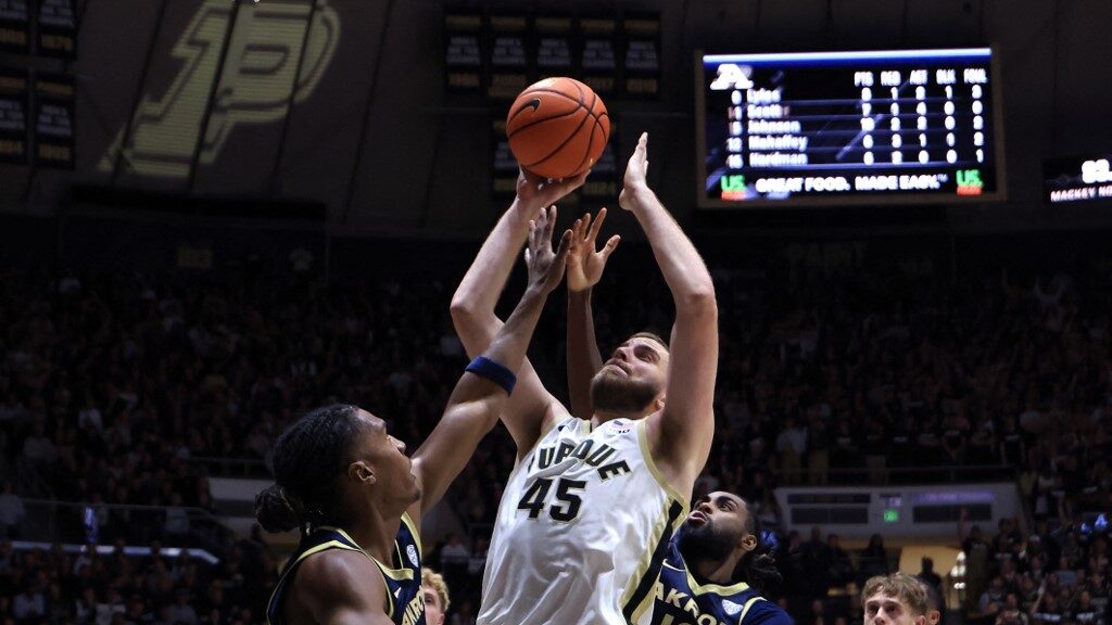 Oscar-Cluff-45-of-the-Purdue-Boilermakers-shoots-aspect-ratio-16-9