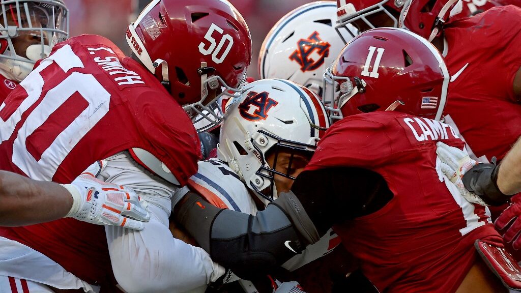 alabama-crimson-tide-v-auburn-tigers-saturday-college-football-aspect-ratio-16-9